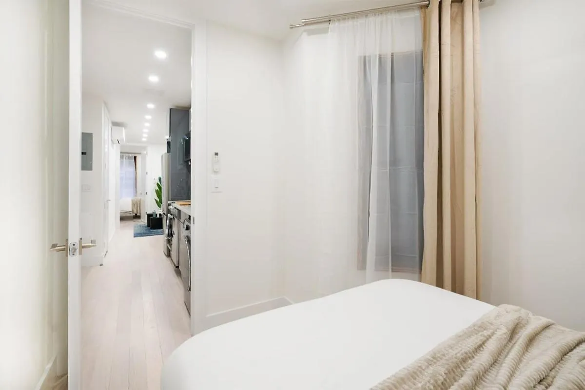 48-4Fw Newly Renovated 2Br Midtown West W&D Apartment New York United States
